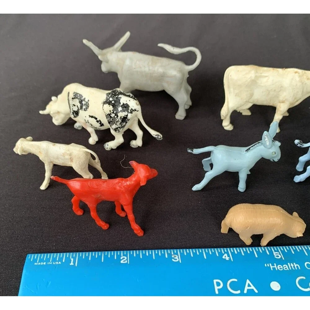 12 Vintage Plastic Farm Animals Cows Bulls Sheep Donkeys Hong Kong  Unmarked